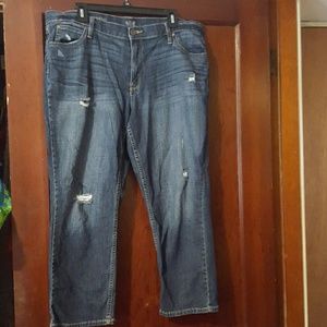 Skinny boyfriend capris