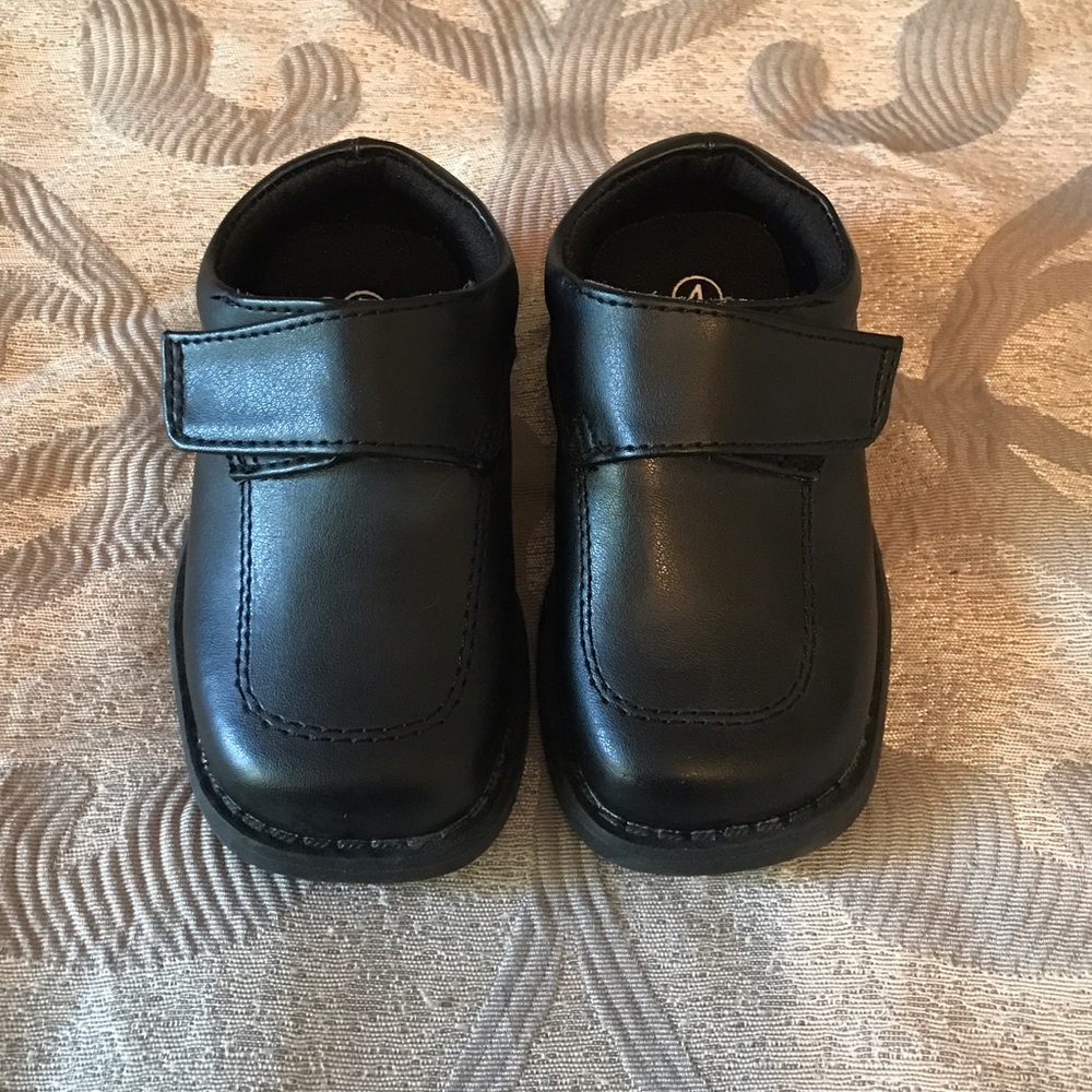 Black toddler dress shoes size 4