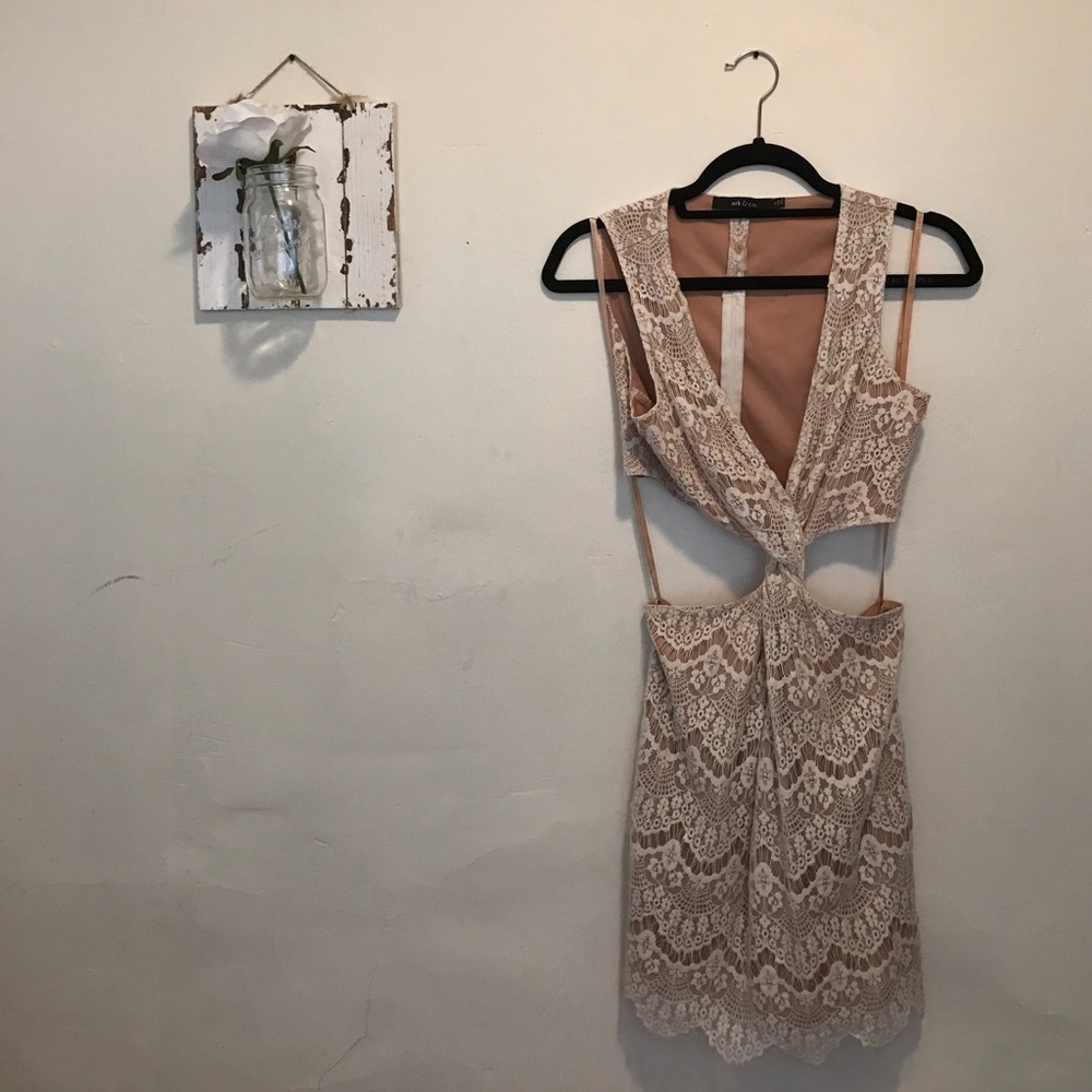 White lace cocktail dress