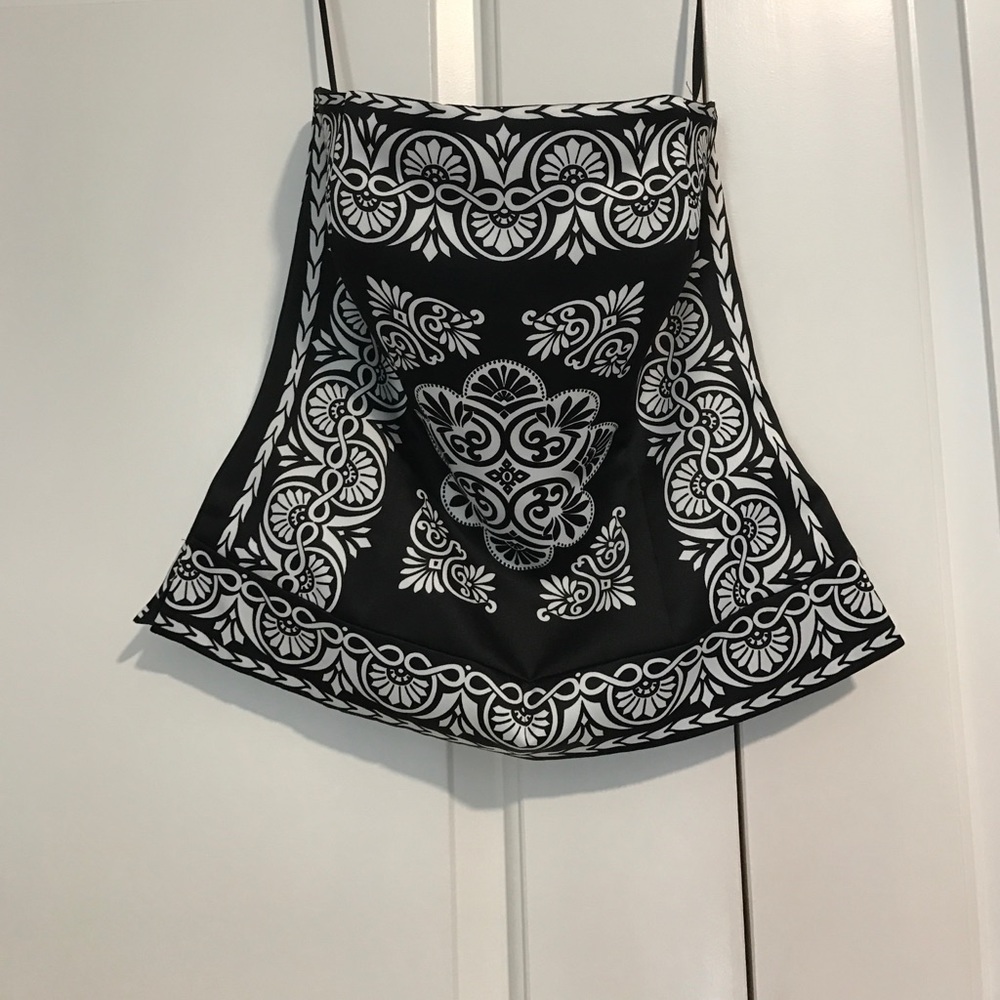 White House Black Market bustier top NWT size 4