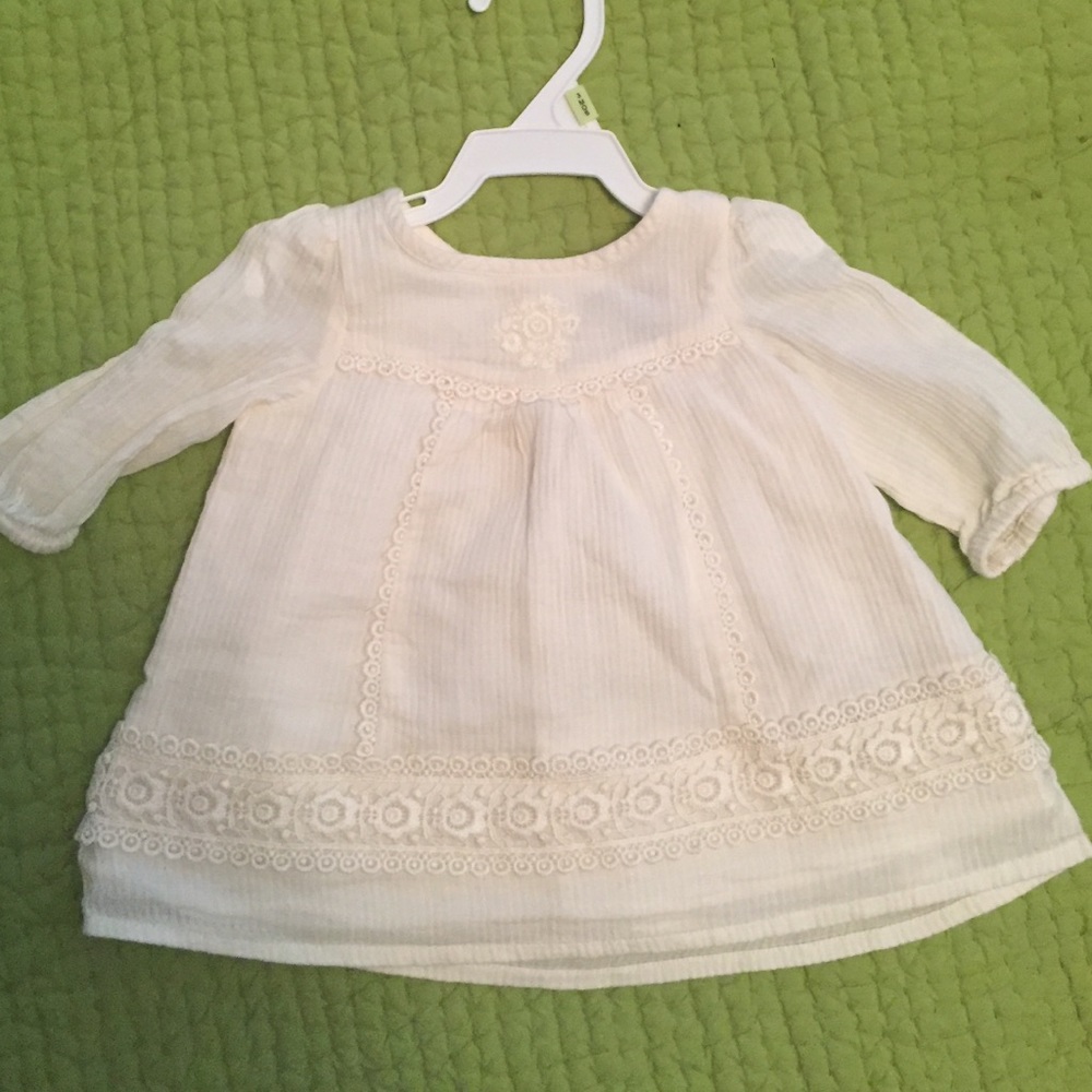 LIKE NEW 0-3 mos embroidered Muslin type dress