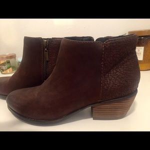 Clarks ankle booties