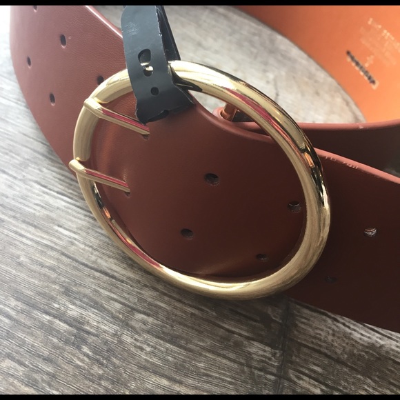 Express brown belt with gold buckle nwt - Picture 2 of 3