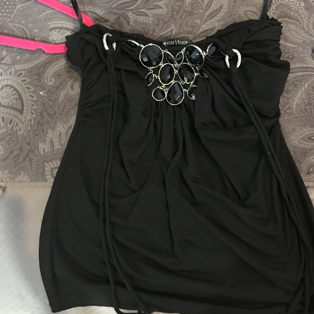 Strapless top! With details