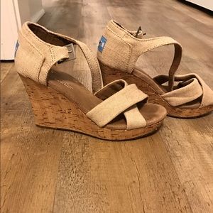 Toms Wedges 6.5