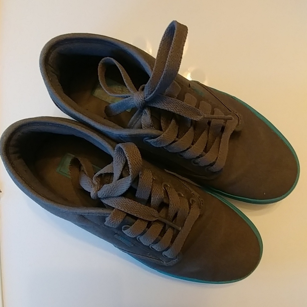 Vans AVAILABLE UNTIL 8/12