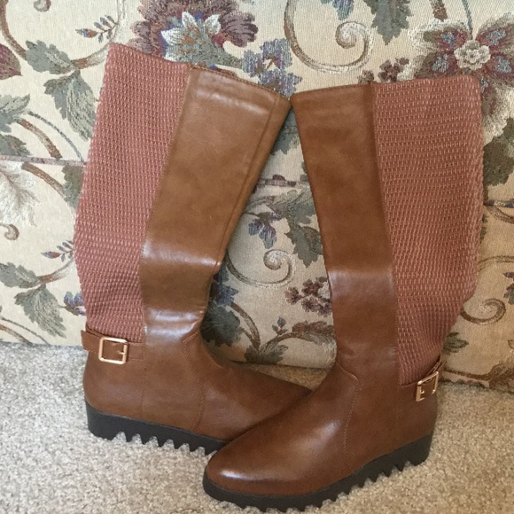DB DK Fashion Boots NWOT - Picture 1 of 4