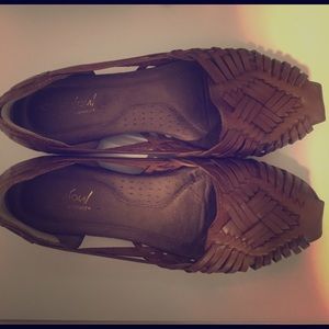 Woven slip-on loafers