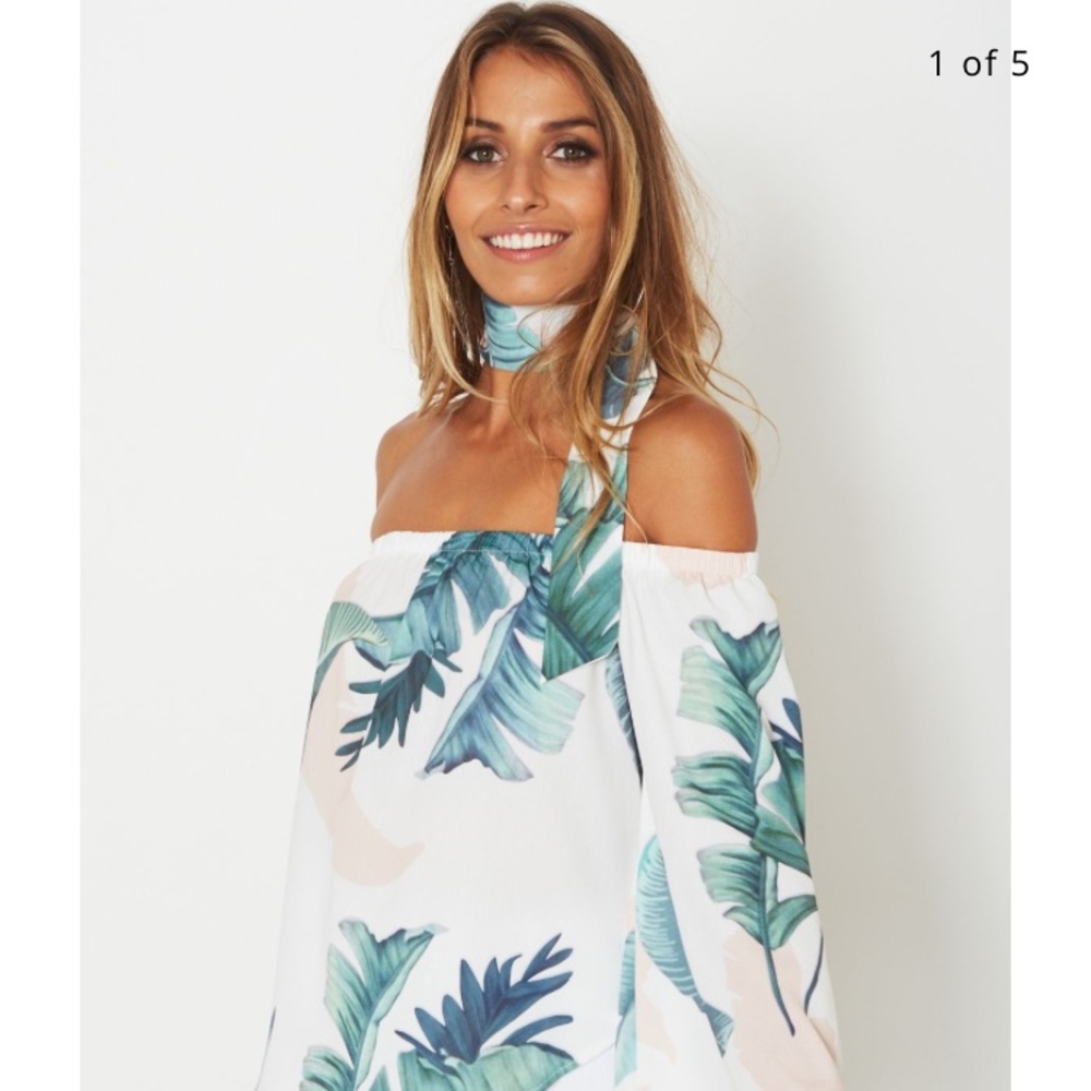 NWT White Fox Boutique Off Shoulder Blouse