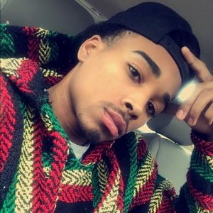 Meet your Posher, Cj