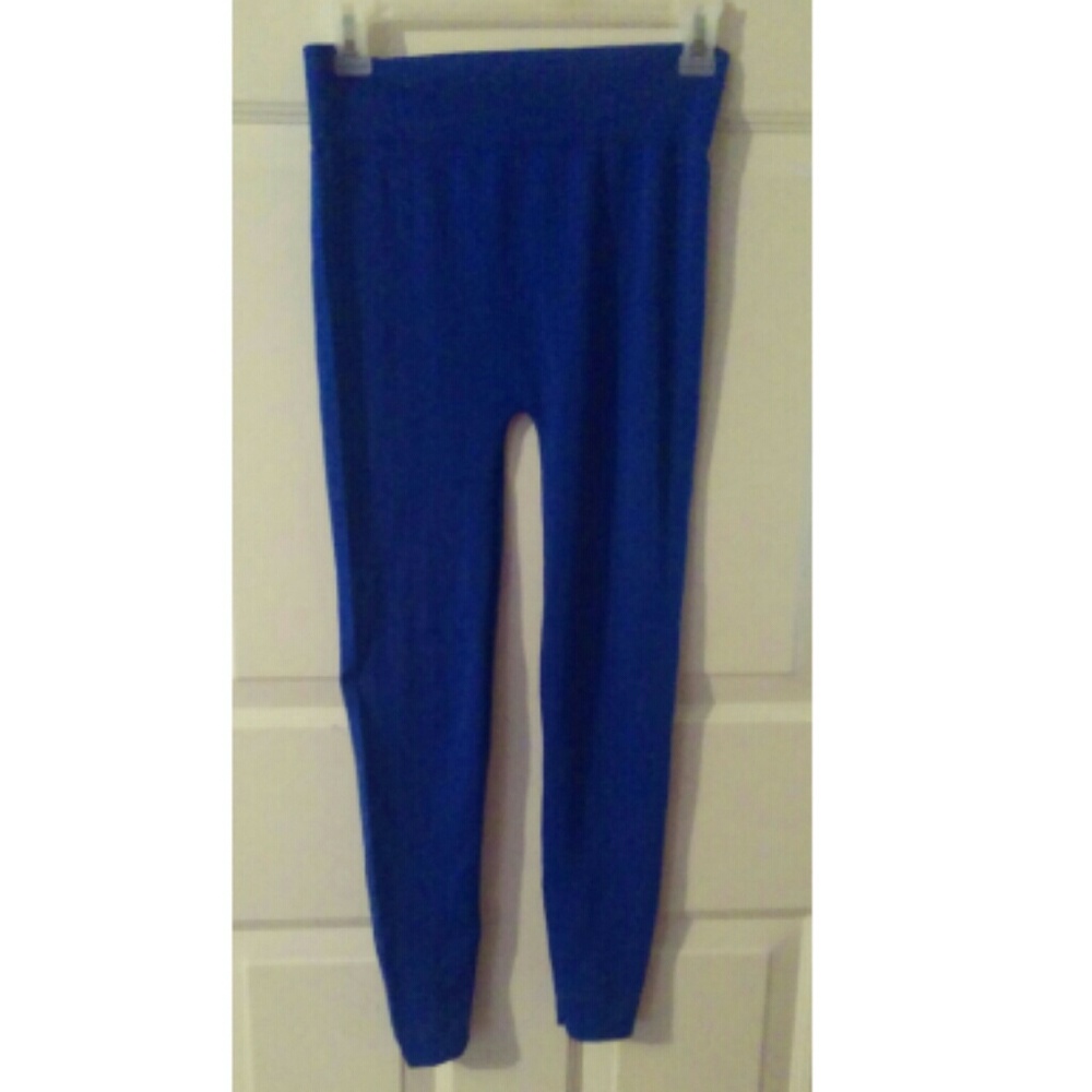 Blue leggings