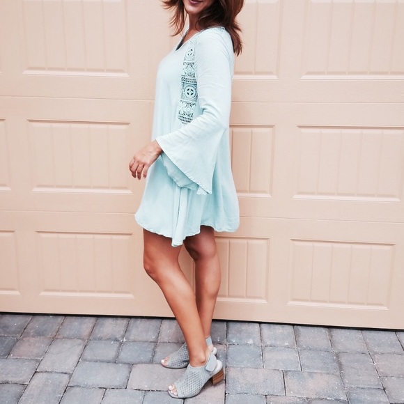 Clearance! Sage dress - Picture 2 of 5