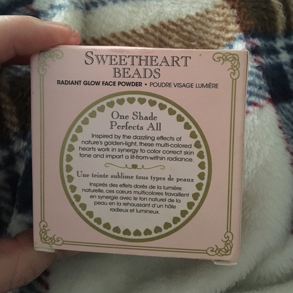 Too face Sweetheart beads Radiant Glow Face Powder - Picture 2 of 5
