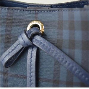 Mini burberry bucket bag new without tags