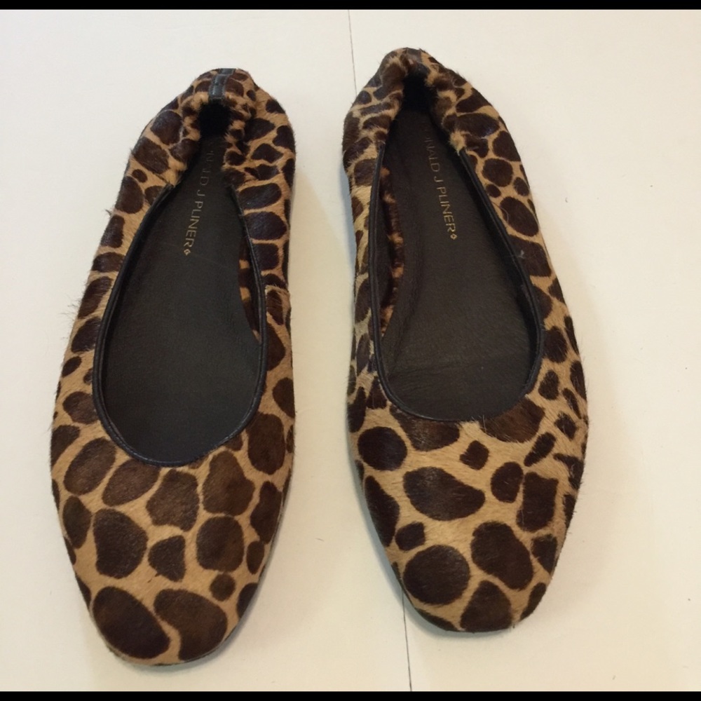 Donald J. Pliner Hair on Calf Flats Size 7.5