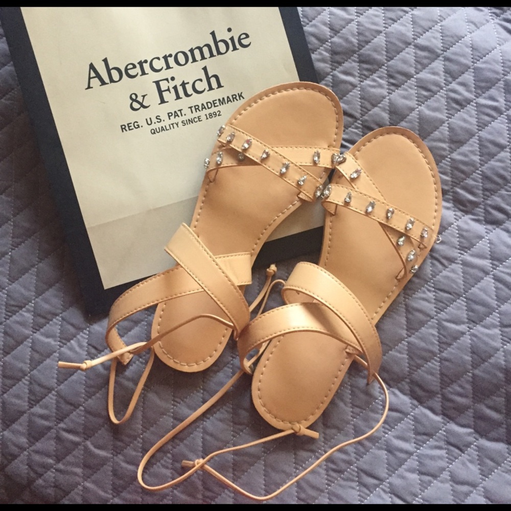 ABERCROMBIE & FITCH SANDALS