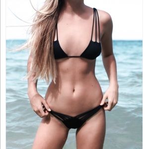 Flash sale🎉San Lorenzo bikini top