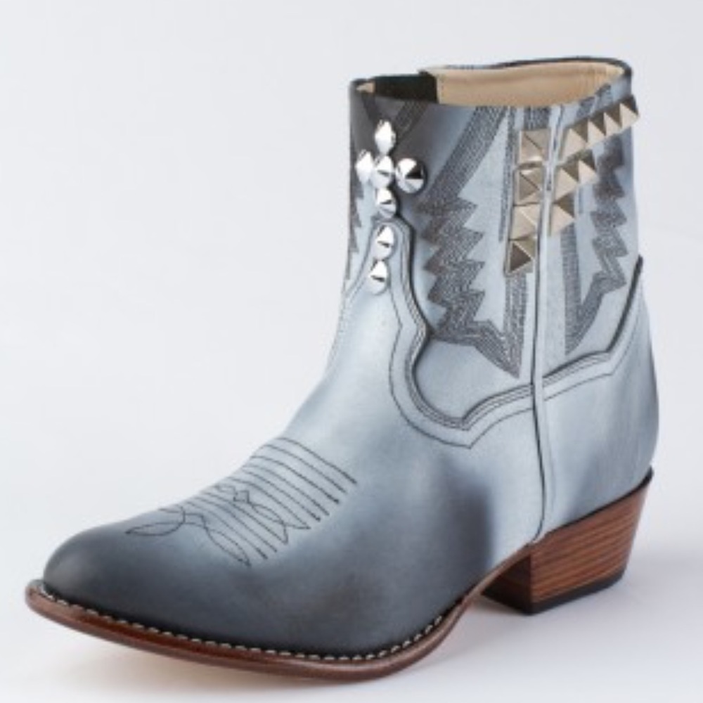 💕SOLD💕 Spell and the Gypsy Night of Hunters Boot