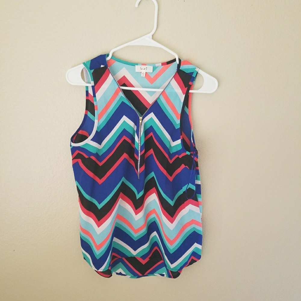 ! NWT WOMEN'S BLOUSE  !
