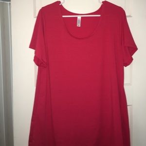 Lularoe red classic t♥️