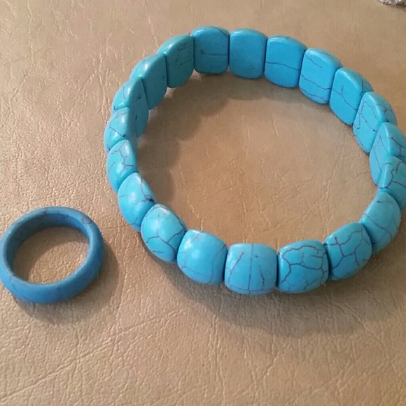 Faux turquoise bracelet and ring set - Picture 1 of 3