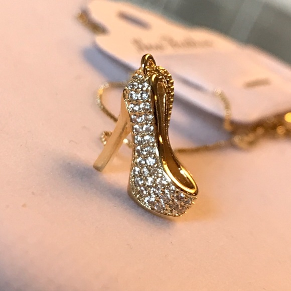 Jewelry - 🔆CRYSTAL AUSTRALIA NECKLACE 21K WHITE GOLD PLATED