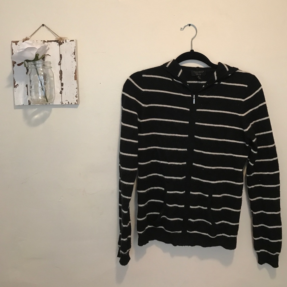 100% cashmere zip up