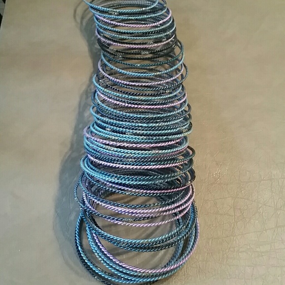 Stack of traditional indo/Pak metal bracelets - Picture 1 of 2