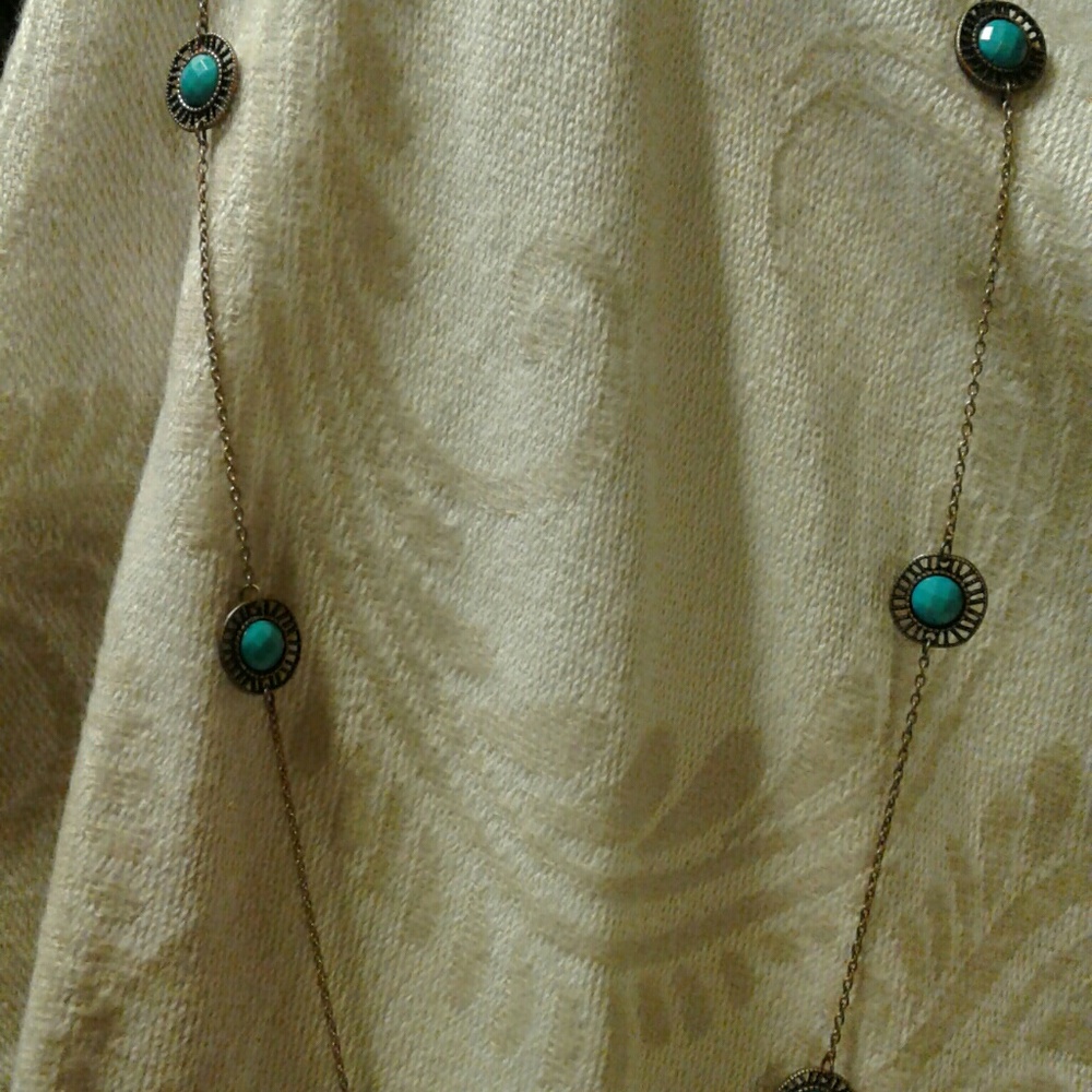 Necklace - Picture 2 of 8