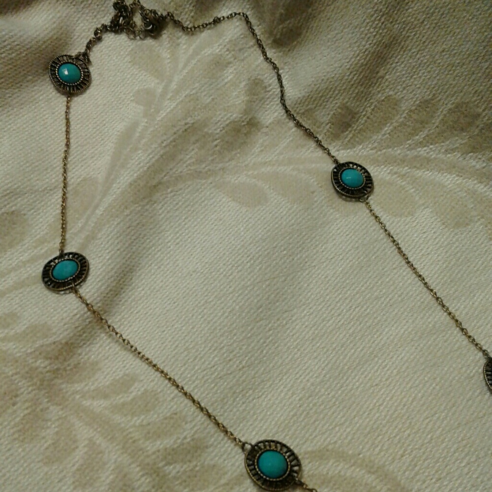 Necklace - Picture 3 of 8