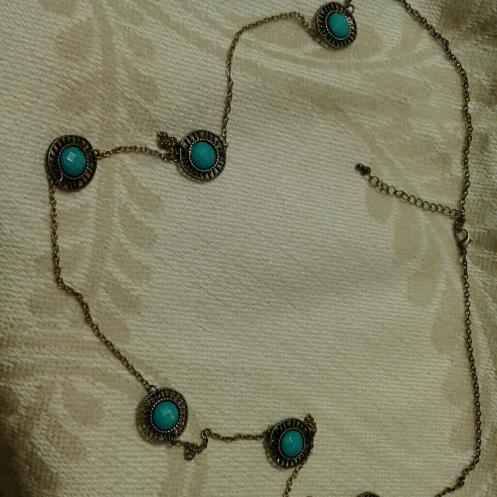 Necklace - Picture 7 of 8