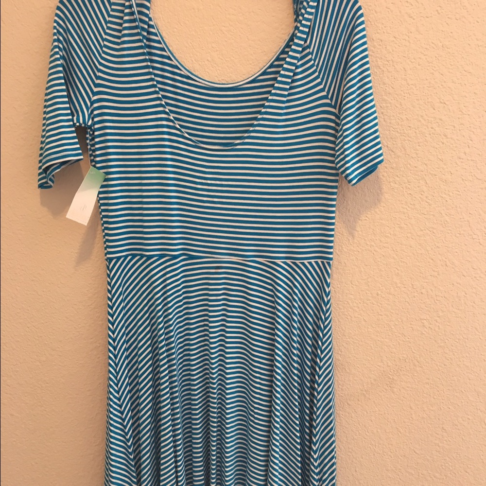 Short dress