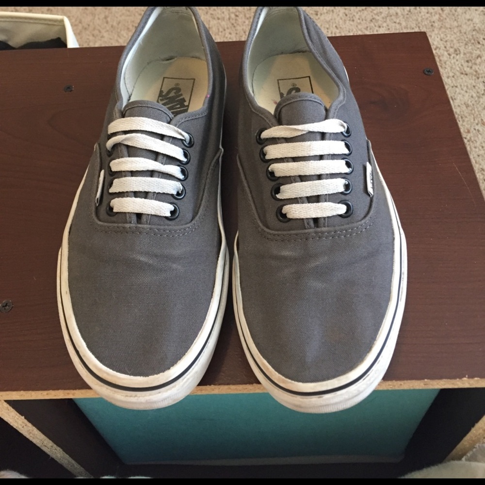 Women's 10 Grey Vans