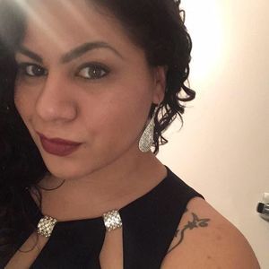 Meet your Posher, Eva