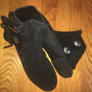 Minnetonka Moccasins