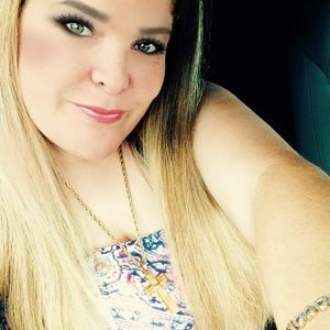 Meet your Posher, Nikki