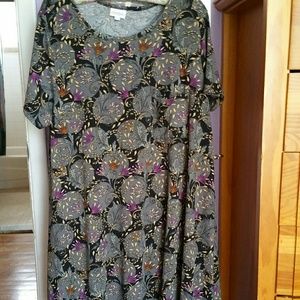 Lularoe 2x Carly