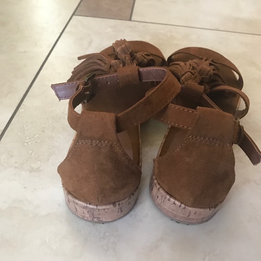 Sandals - Picture 3 of 3