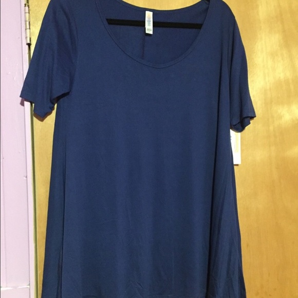 LuLaRoe Tops - LuLaRoe perfect tee‼️ PRICE FIRM‼️
