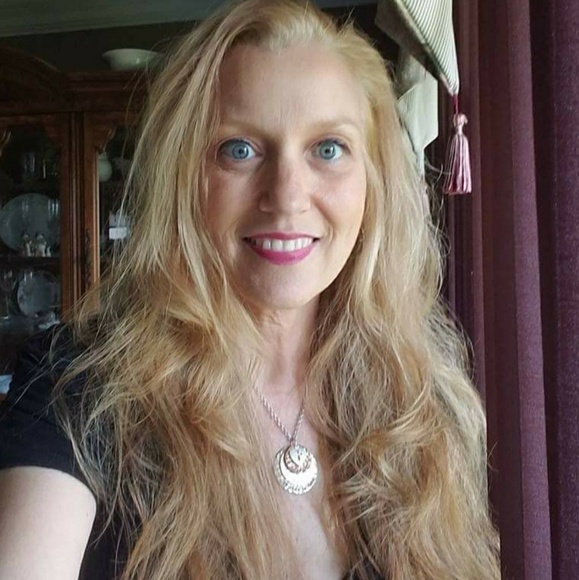 HI! WELCOME TO MY CLOSET! CHECK Current specialS! THIS LISTING not for sale!! - Picture 15 of 15