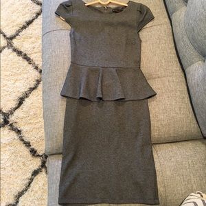 From office to evening! Cutest gray dress!