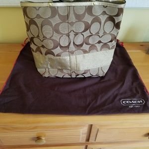 Coach tote