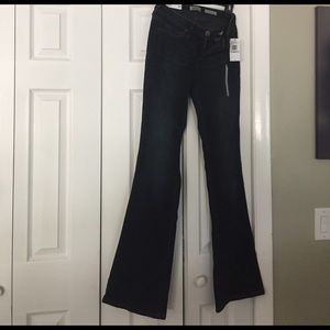 NWT 27" Jessica Simpson curvy boot jeans