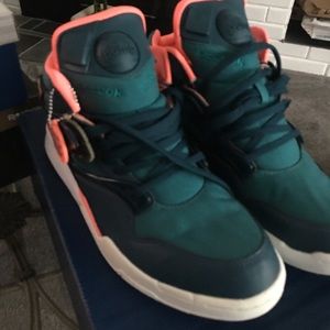 Reebok omni lite cordura pumps