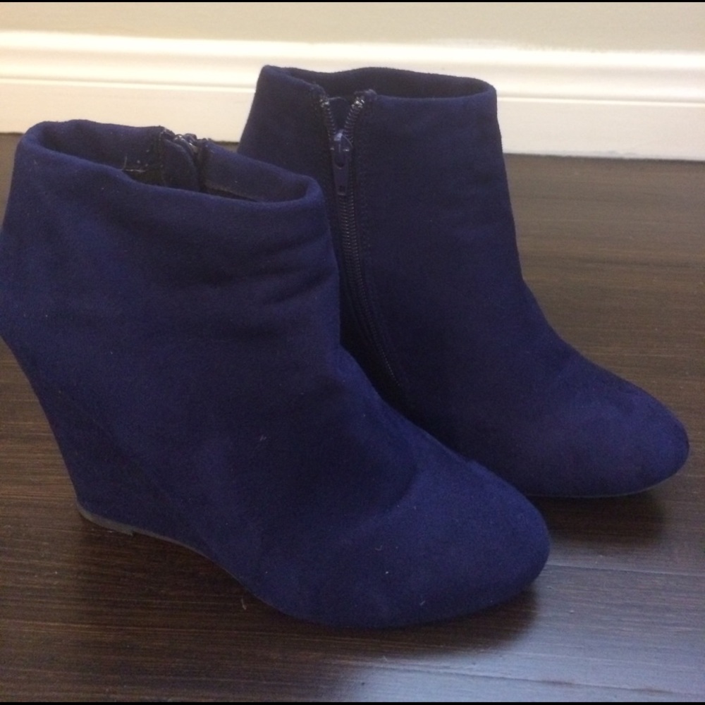 Soft blue wedge booties