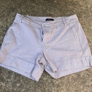 Express dressy style short
