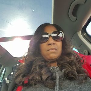 Meet your Posher, Connie