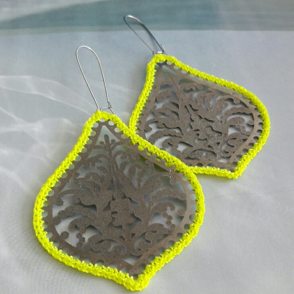 Boho Colorful Crochet Damask Metal Lace  Earrings - Picture 2 of 4