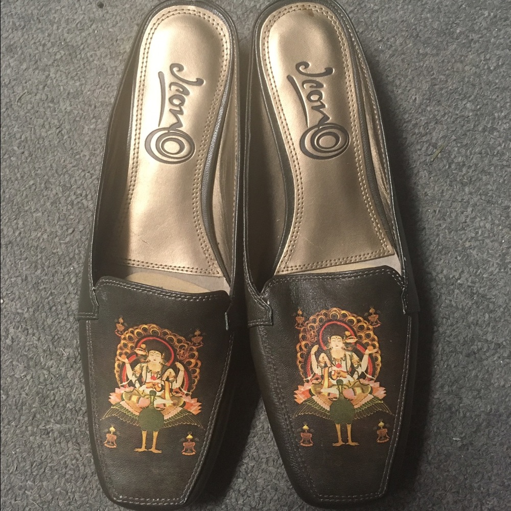 Jeon Italian painted slip on shoe Indian size 6