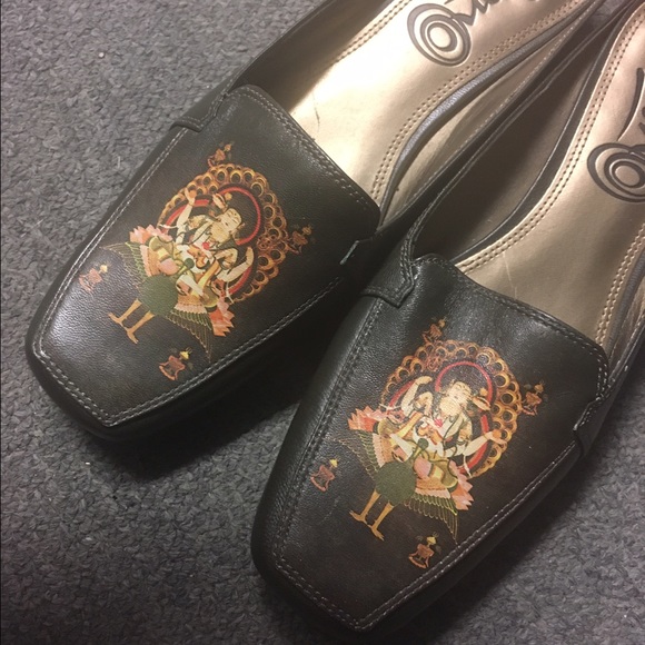 Jeon Italian painted slip on shoe Indian size 6 - Picture 2 of 2